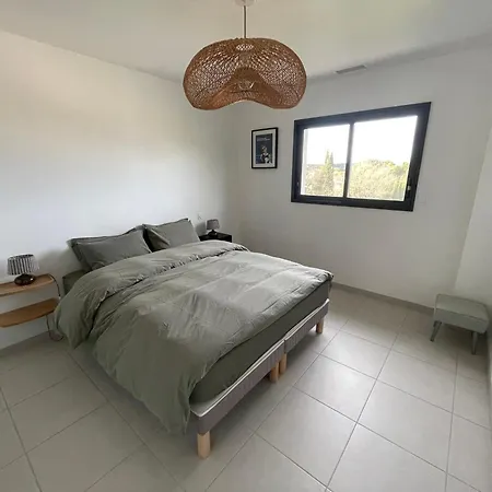 Villa Contemporaine Avec Piscine