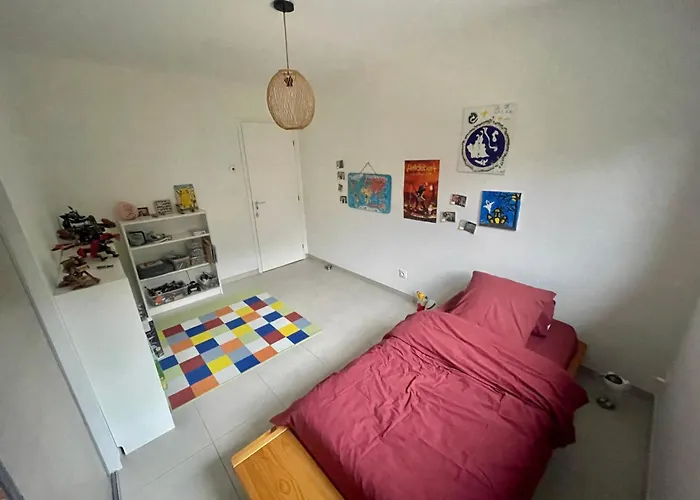 Вилла Contemporaine Avec Piscine *